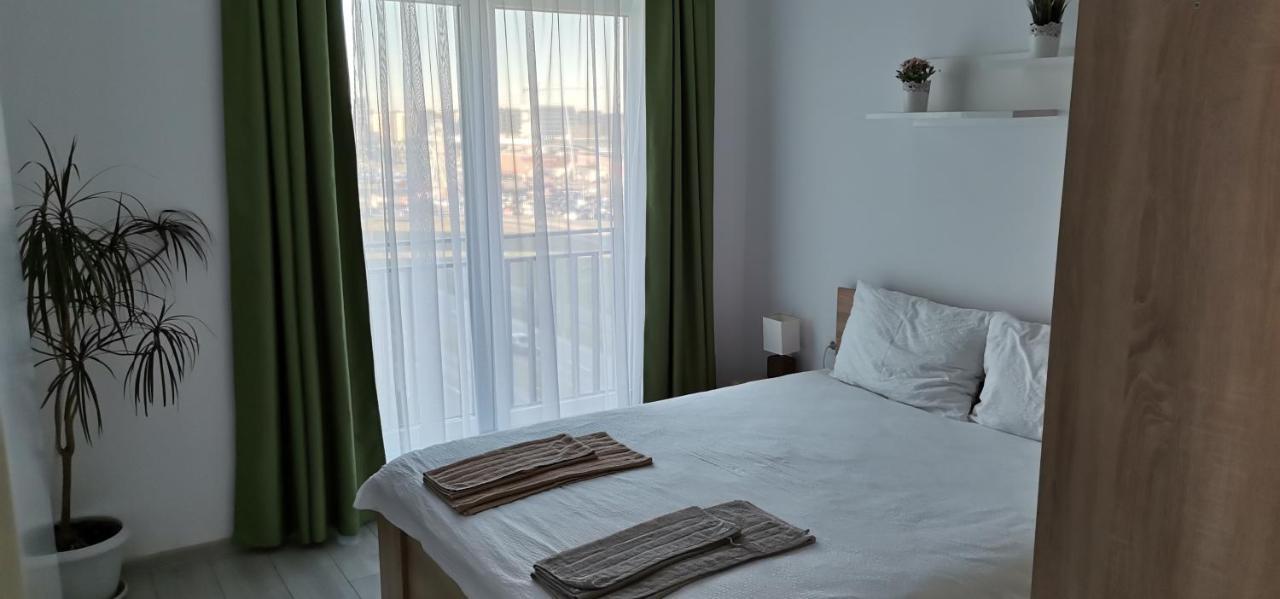 Coresi Deluxe Apartment Брашов Екстер'єр фото